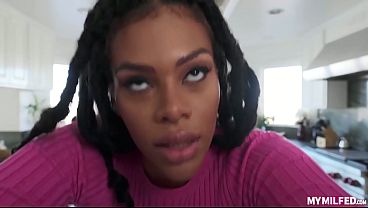 Halle Hayes In Fucks Slob Stepson